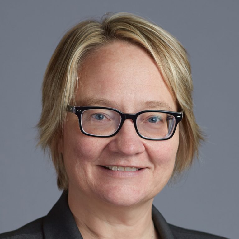 Michelle R. Munson headshot